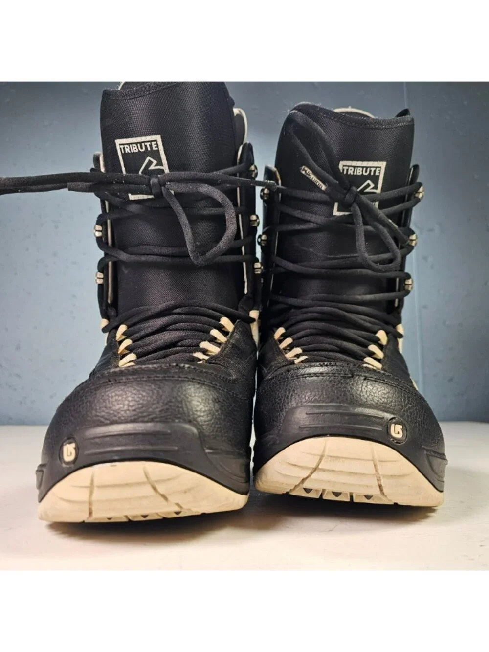 Burton Tribute Snowboard Boots Men's Size 12 Black Imprint Liner